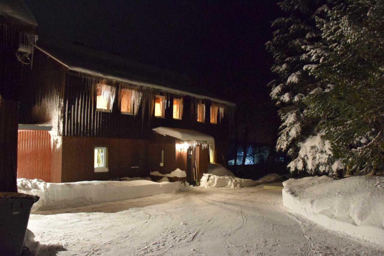 Villa Medvedi Boudy à Loučná pod Klínovcem Extérieur photo